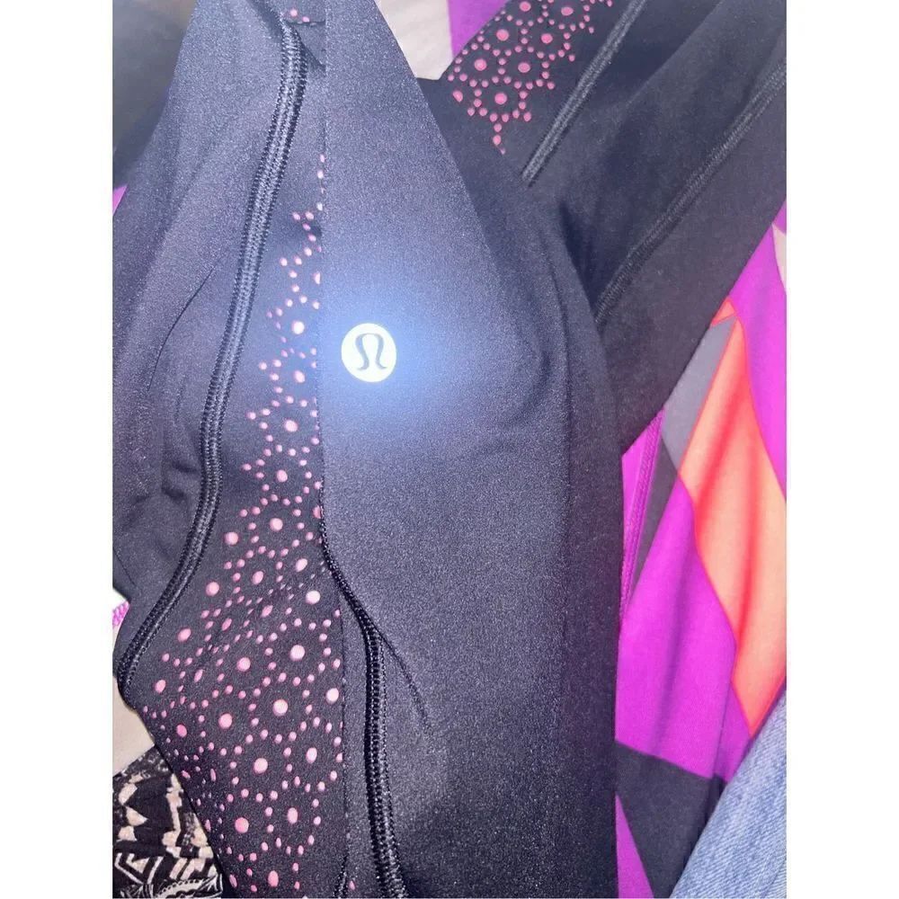 Lululemon Color Me Quick 7/8 tights size 6 - Picture 10 of 10